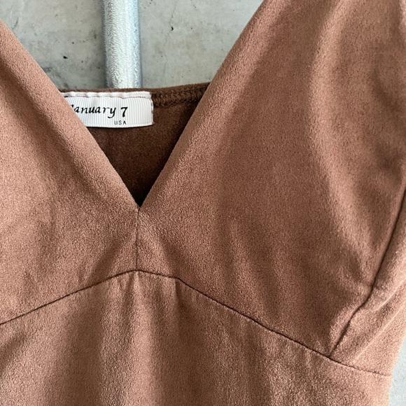 Dress - Picture 2 of 3